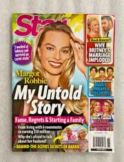 STAR Magazine - MARGOT ROBBIE • JONAS BROS • BRITNEY & MORE!