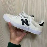 在飛比找蝦皮購物優惠-new balance 210 百搭小白鞋