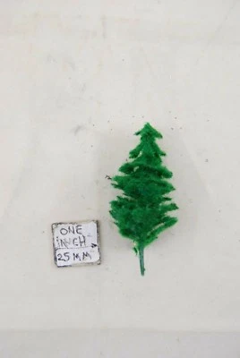 Trees - Model Scenery O-1/48 Scale 3-1/2" tall (8.9 cm ) #3700-26 2/pck