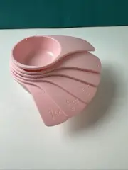 Tupperware Measuring Mates Cups Set of 6 Spanish Version New Pink
