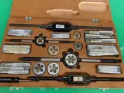 Tap & Die Set UNF 1/4 to 3/4" all 60dec sizes in description * 32 piece BOXED