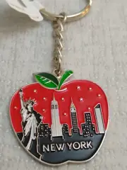 NEW YORK SKYLINE RED APPLE KEYCHAIN STATUE OF LIBERTY metal