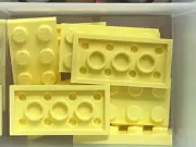 LEGO Parts - Bright Light Yellow Plate 2 x 4 - No 3020 - QTY 10