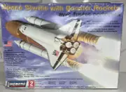 Model Kit LINDBERG 91002 Space Shuttle with Booster Rockets 1/200 NEW See Pics