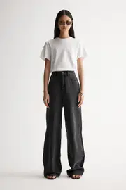 Apollo Jean Washed Black Size 6 | Elka Collective