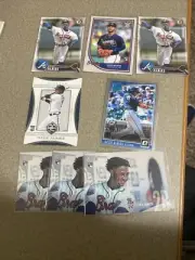 Ozzie Albies 9 card Rookie Lot