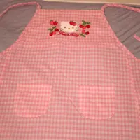 在飛比找蝦皮購物優惠-Sanrio 1999 kitty 野莓系列 圍裙