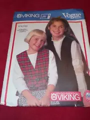 VOGUE VIKING #978/1100 - GIRLS SPLIT SKIRT - PANTS w/DETACH BIB PATTERN 4-8 FF