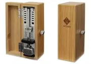 WITTNER Metronome Super Mini wooden Oak model