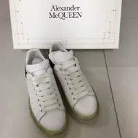 在飛比找PopChill優惠-[二手] Alexander McQUEEN 白色休閒鞋