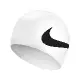 Nike 泳帽 Big Swoosh 白 黑 矽膠泳帽 大勾勾 耐用 游泳 NESS8163-100