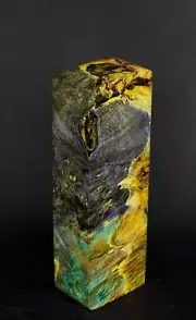 ALBINO MAPLE BURL IN VIOLET& SWAMP GREEN TONES STABILISATION 130*43*26 mm