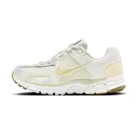 在飛比找momo購物網優惠-【NIKE 耐吉】Air Zoom Vomero 5 女鞋 