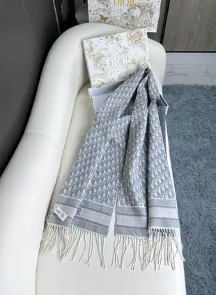 新品Dior迪奧  印花圍巾 羊絨披肩 灰色促銷