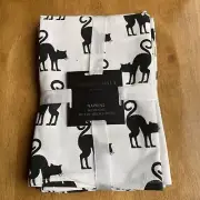 CYNTHIA ROWLEY Cloth NAPKINS HALLOWEEN WHITE BLACK CATS 20 X 20 NWT