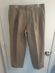 Dockers True Chino Pleated Front D4 Relaxed Fit Khaki Pant 33x30 NWT