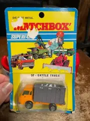 NOS VINTAGE 1971 MATCHBOX SUPERFAST Cattle Truck Blister Pack