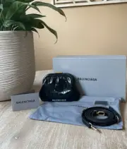 Balenciaga Crocodile Embossed Calfskin Cloud Coin Purse With Strap Black