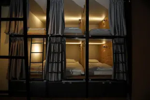 睡眠盒子飯店Sleepbox Hotel