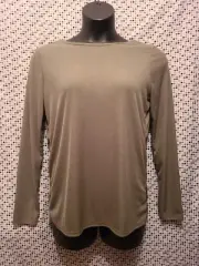 NWT boohoo Basic Long Sleeve Scoop Back Tee Size L - Green Khaki