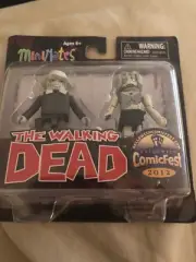 2012 Walking Dead Minimates Black & White Winter Coat Dale And Female Zombie
