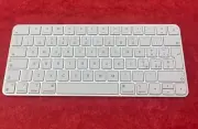 Apple Magic Keyboard A2450 usb-c/lightning cable itilian silver