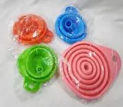 4-Pieces Retractable Funnel for Filling Bottles Kitchen Needs, Asst. Colors