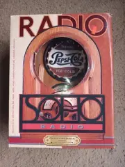 VINTAGE PEPSI COLA AM FM RADIO COLLECTORS SERIES 1996 Limited Edition.