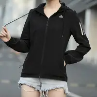 在飛比找Yahoo!奇摩拍賣優惠-Adidas/阿迪達斯風衣女2024春季新款運動女子夾克連帽
