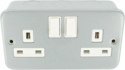 13 Amp Double 2 Gang Switched Socket Twin Electrical Wall Plug Socket Metal Clad