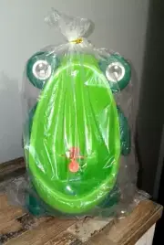 New Boys Potty Training Frog Target Practice Urinal