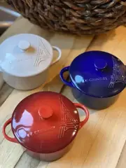 Le Creuset Eiffel Tower Red White & Blue Mini Round Cocotte 8 oz New w/Box