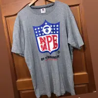 在飛比找蝦皮購物優惠-AAPE 二手八成新 灰色 短袖T恤 短踢