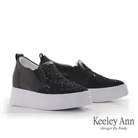 在飛比找momo購物網優惠-【Keeley Ann】電繡內增高休閒鞋(黑色4268322