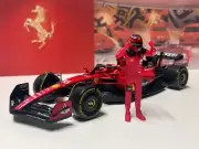 Burago 1 24 Ferrari F1 SF23 2023 55 Carlos Sainz Sainz w Ferrari Driver