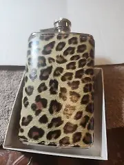Leopard Glam Animal Print Flask 5oz Stainless Steel Hip Flask. Never Used A43