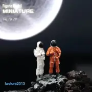 2pcs 1/64 Astronauts Scene Props Miniatures Figures Model For Cars Vehicles Toys