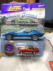 Johnny Lightning Classic Customs Corvette 1967 427 with Real Riders