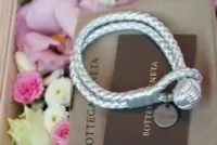 在飛比找Yahoo!奇摩拍賣優惠-Bottega Veneta bracelet 編織皮手環 