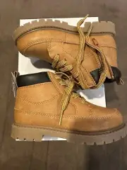 Carters Boys Trail Boots Toddler Size 9 Brown Lace-Up Brand New Tan Brown