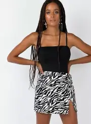 NWT - MOTEL Women's 'PELMET' Black & White 90'S ZEBRA SKIRT - XS