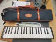 SUZUKI Keyboard Harmonica Melodion Alto 37 Keys M-37C Metal Cover Japan Brand