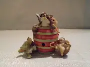 Charming Tails Our Friendship Is A Barrel of Laughs Mouse Figurine 97/48