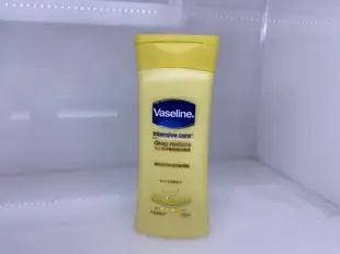 凡士林Vaseline 蘆薈舒緩/深層修護/香薰舒緩/專業修護(無香)潤膚露 不黏膩配方 400ml 公司貨 全新效期