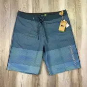 Quicksilver Swim Shorts Mens Size 33 Blue Surfsilk Massive 20 Stripred Highline