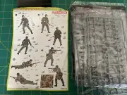 Dragon 1944 German Fallschirmjager Monte Cassino Figures 1/35 Scale #6409 Bin E