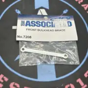 Team Associated. 7208 Front Bulkhead Brace
