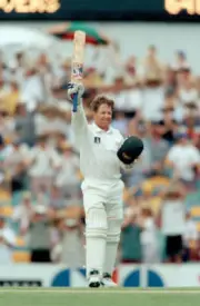 Ian Healy of Australia acknowledges the applause of the crowd- Old Cricket Photo