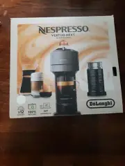 Nespresso Vertuo Next & Aeroccino 3 120wae