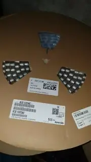 100x NEW SUNCON 1000uF 6.3V SMD CAPS ! 6CE1000AX